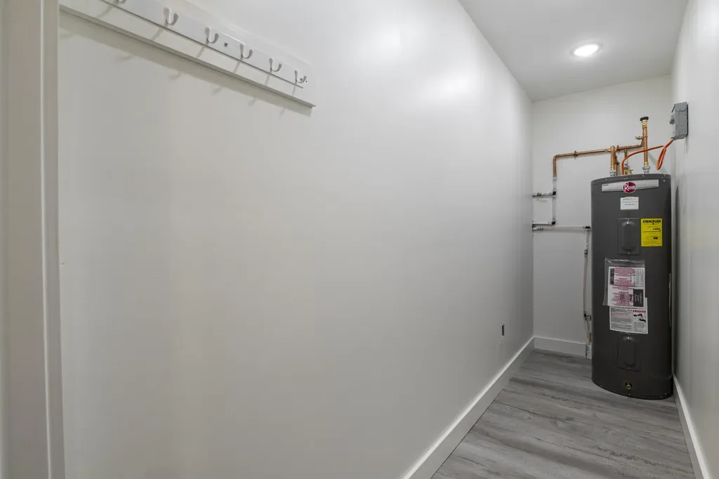 326 Ossipee Trail W Standish ME 04084