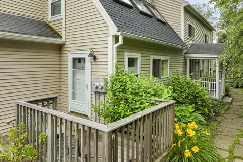 5 Hillside Place Boothbay ME 04537
