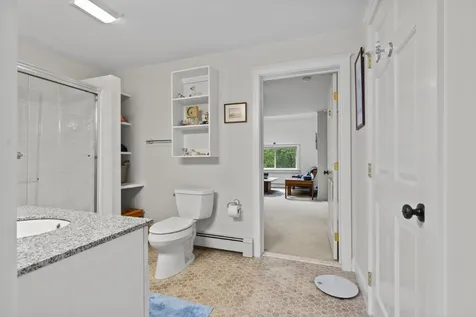 5 Hillside Place Boothbay ME 04537