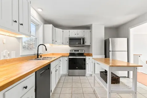 103 Manning Drive West Gardiner ME 04345