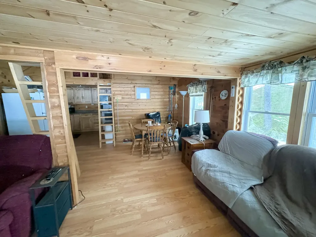 325 Egg Pond Road Lincoln ME 04457