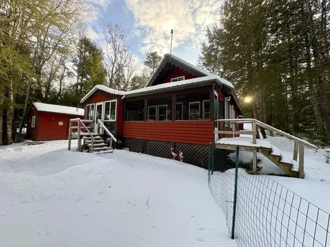 325 Egg Pond Road Lincoln ME 04457