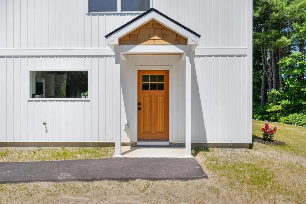 11 Village Green Circle Oakland ME 04963