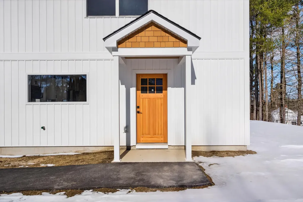 11 Village Green Circle Oakland ME 04963