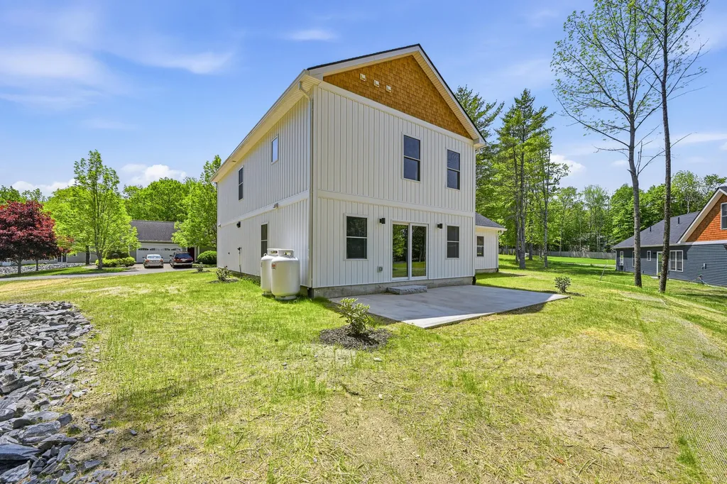 11 Village Green Circle Oakland ME 04963