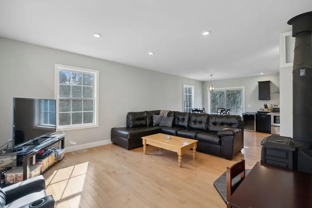 5 & 6 Harmony Way Falmouth ME 04105