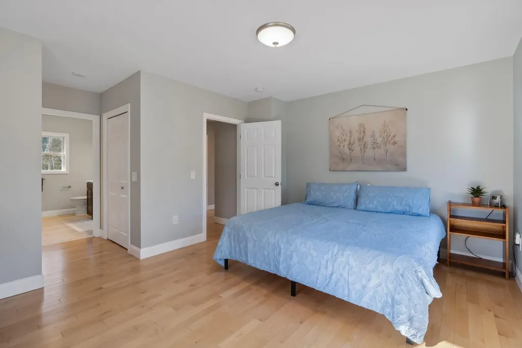 5 & 6 Harmony Way Falmouth ME 04105