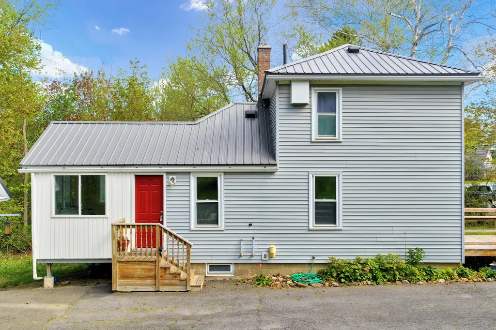 6 Dudley Street Presque Isle ME 04769