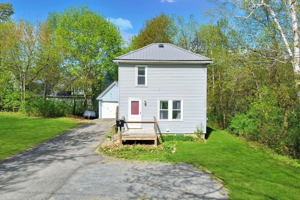 6 Dudley Street Presque Isle ME 04769