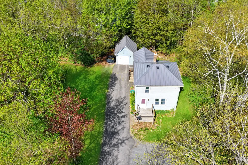 6 Dudley Street Presque Isle ME 04769