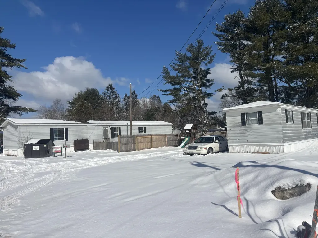 15,19 Adams Street Skowhegan ME 04976
