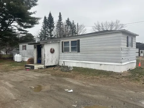 15,19 Adams Street Skowhegan ME 04976