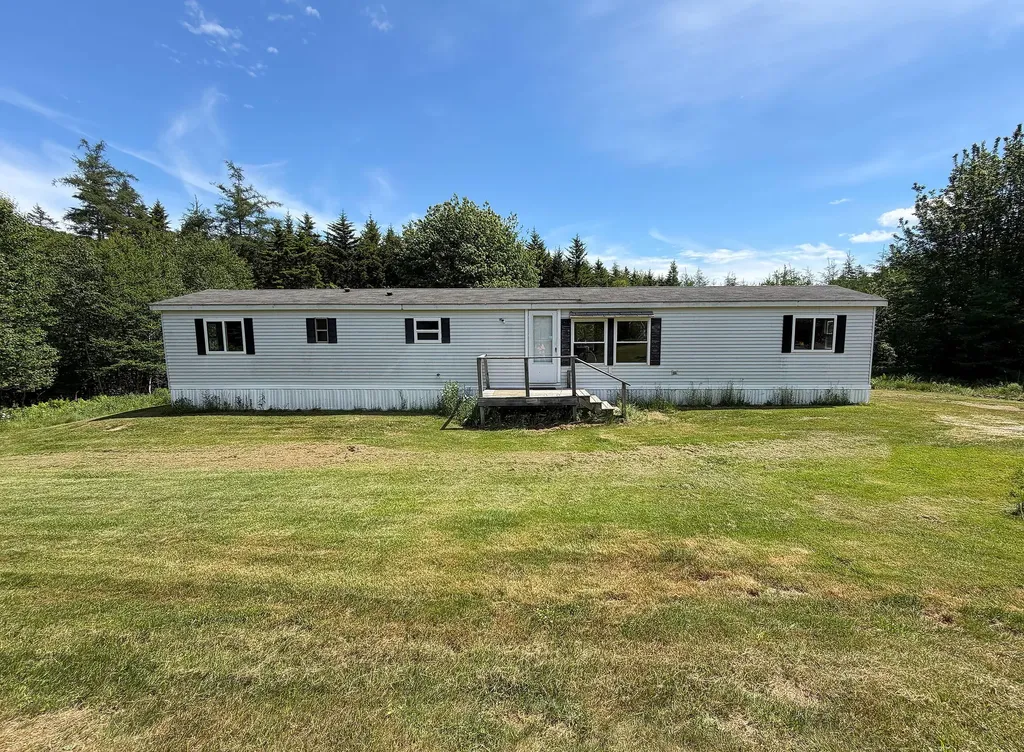 12 Lindsay's Road Deer Isle ME 04627