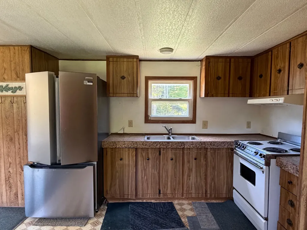 12 Lindsay's Road Deer Isle ME 04627