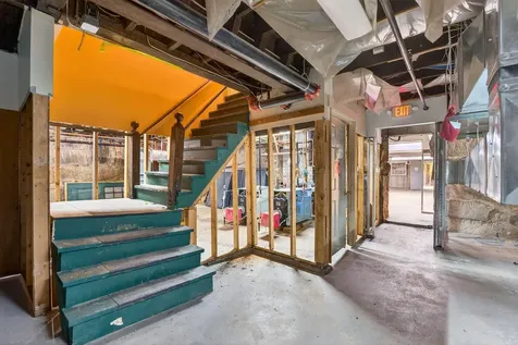 31 Main Avenue Gardiner ME 04345