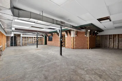 31 Main Avenue Gardiner ME 04345