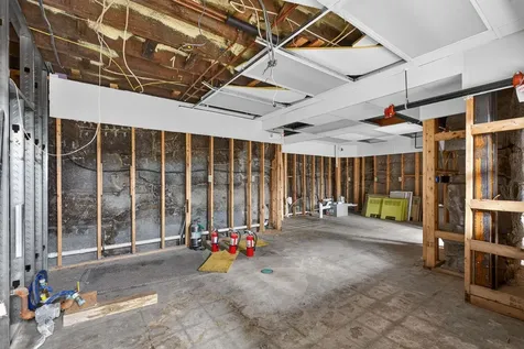 31 Main Avenue Gardiner ME 04345