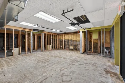 31 Main Avenue Gardiner ME 04345