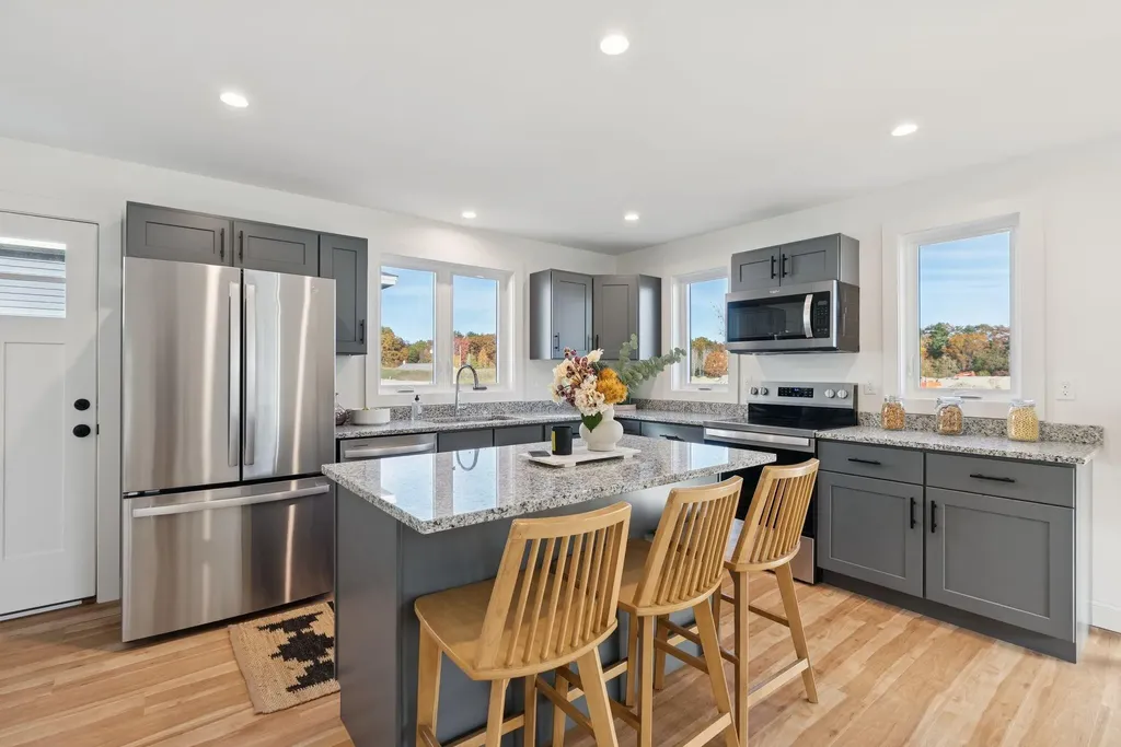 19 Feldspar Lane Cumberland ME 04021