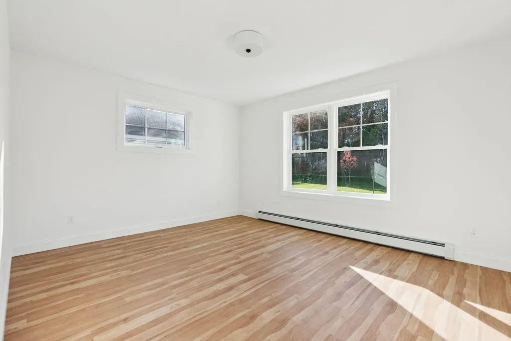 19 Feldspar Lane Cumberland ME 04021