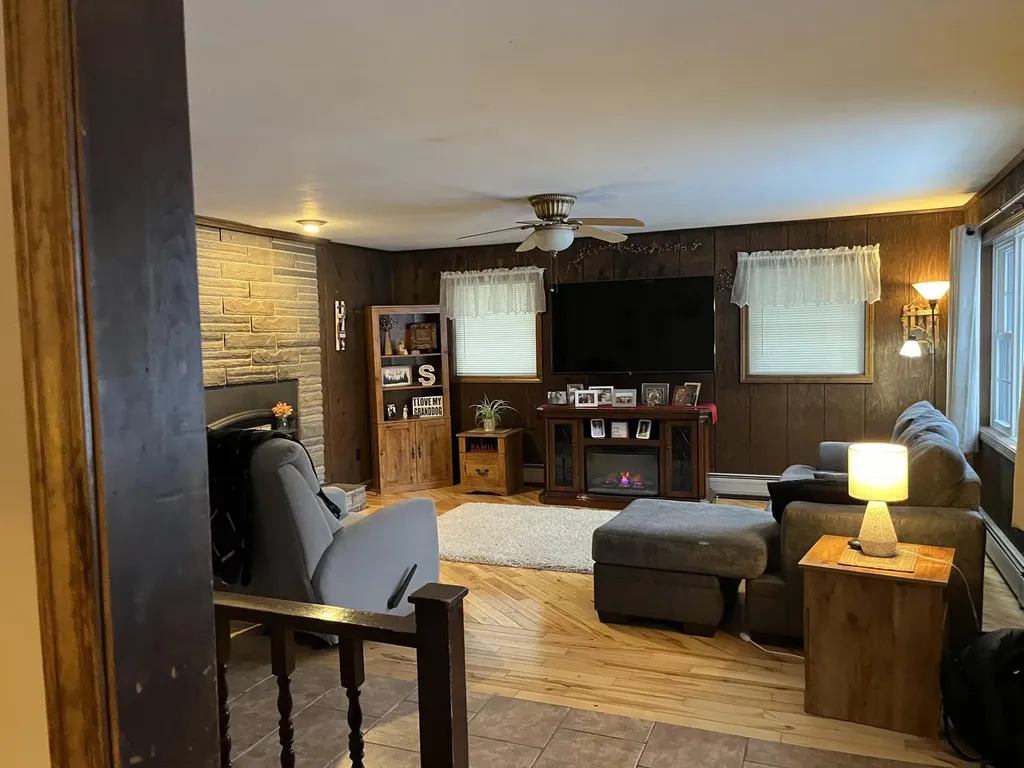 8 Lincoln Street Presque Isle ME 04769