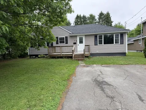8 Lincoln Street Presque Isle ME 04769