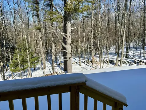 29 Village Circle Augusta ME 04330