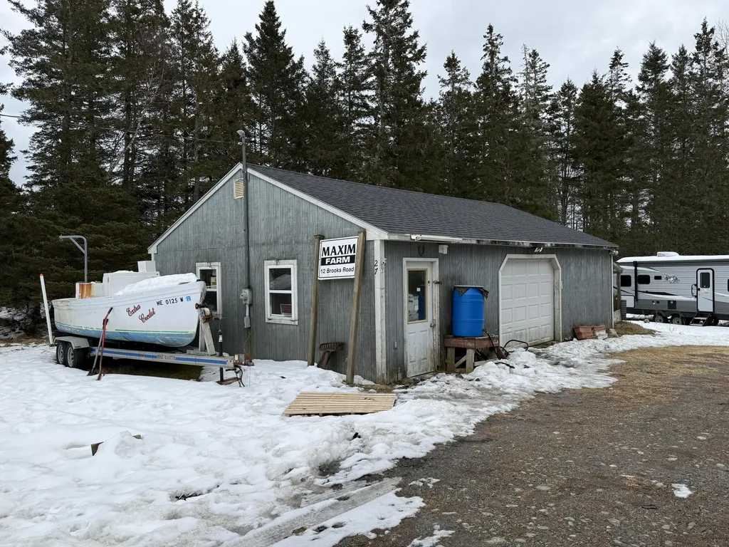 27 Tea Hill Road Stonington ME 04681