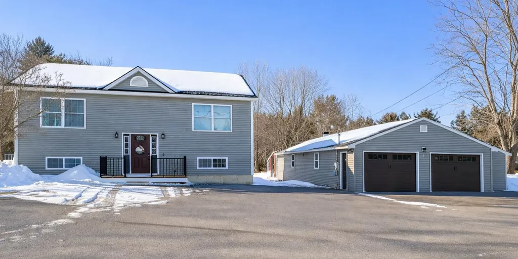 1176 Kenduskeag Avenue Bangor ME 04401