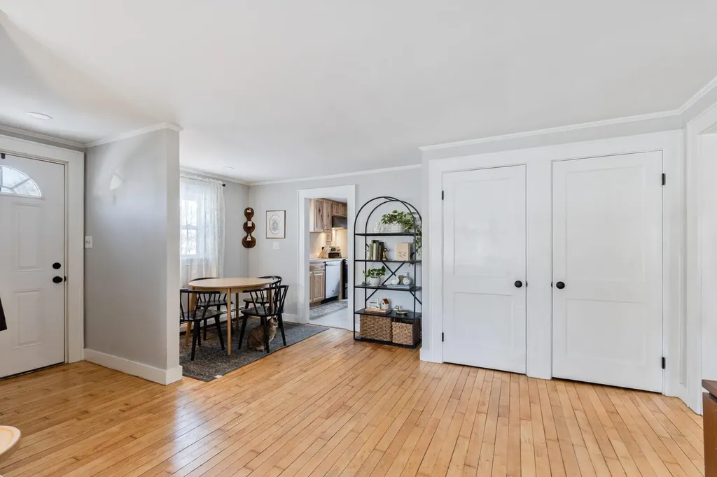 9 Malta Street Augusta ME 04330