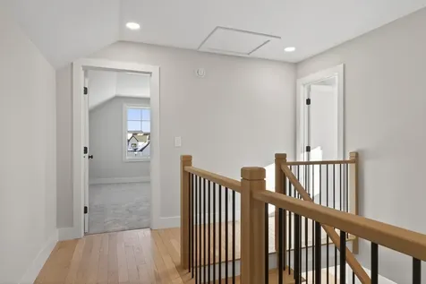144 Owl's Nest Road Portland ME 04102