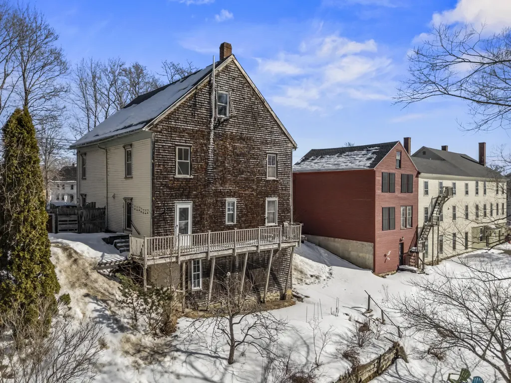 38 Main Street Topsham ME 04086