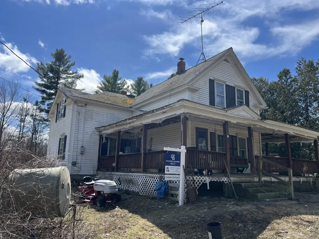 87 Monroe Highway Brooks ME 04921