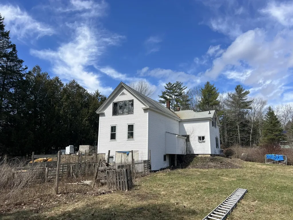 87 Monroe Highway Brooks ME 04921