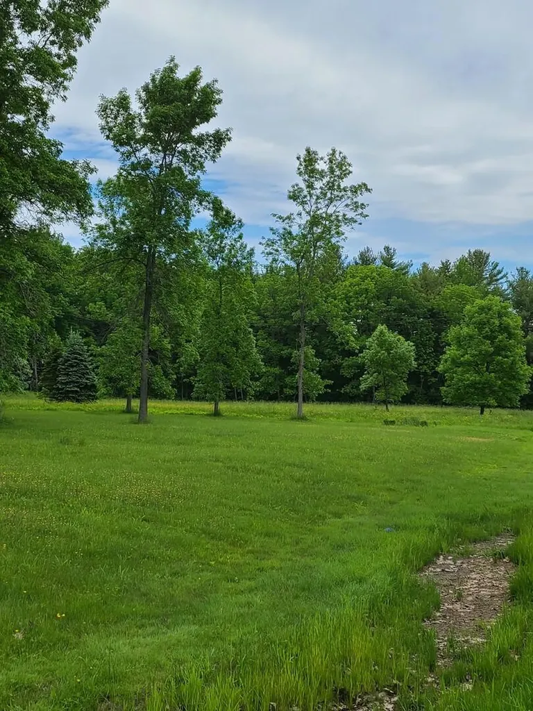 2532 Middle Road Sidney ME 04330