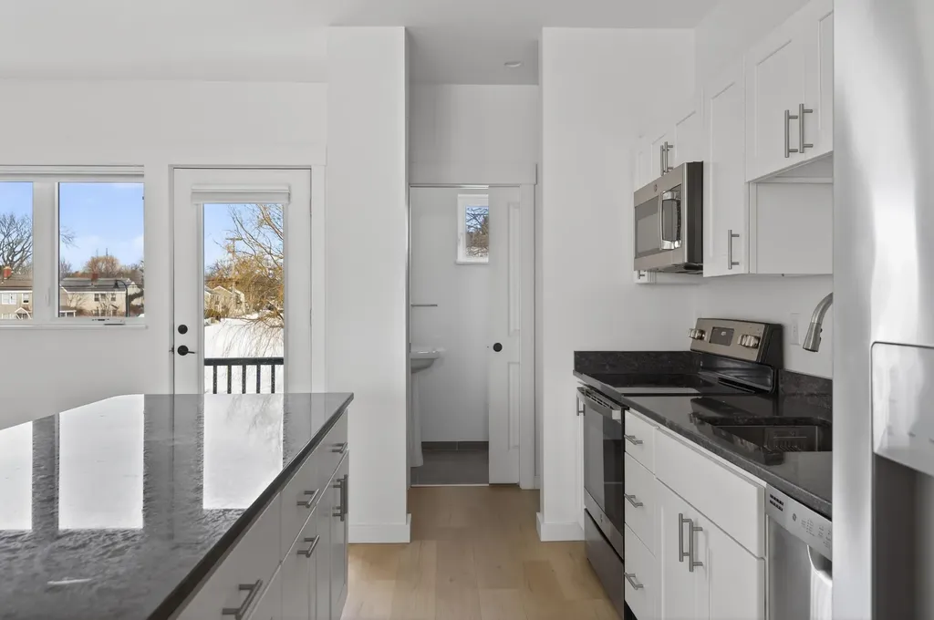 531 Westbrook Street South Portland ME 04106