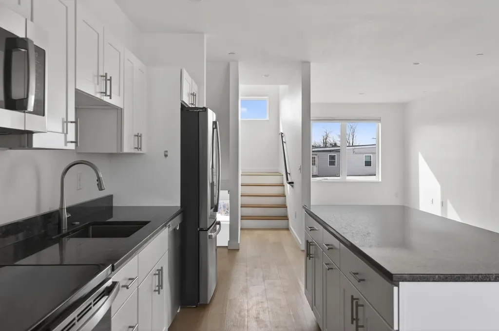 531 Westbrook Street South Portland ME 04106