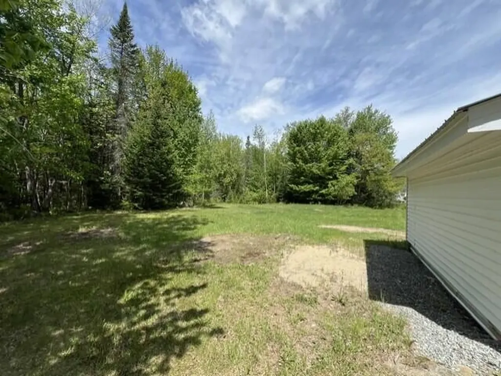1283 Main Street Hartford ME 04220