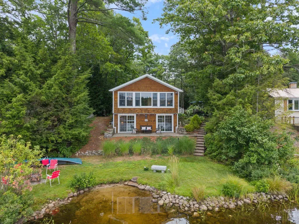 9 Restful Way Waterboro ME 04087