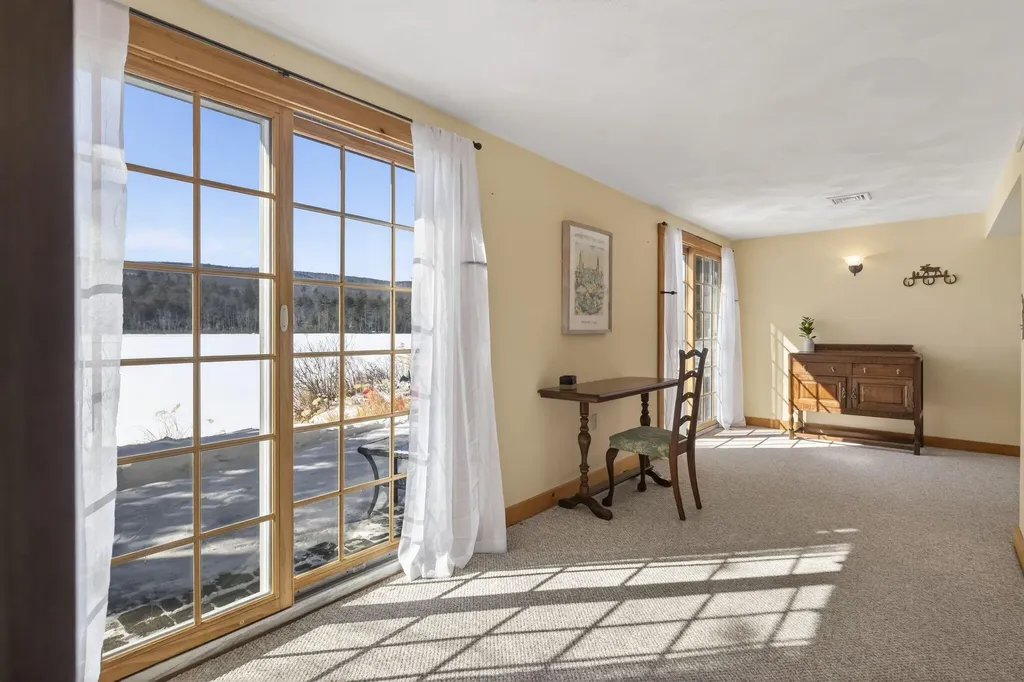 9 Restful Way Waterboro ME 04087