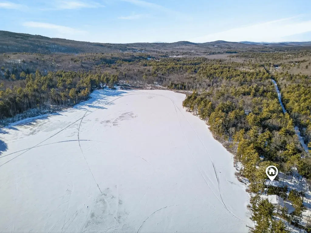 9 Restful Way Waterboro ME 04087
