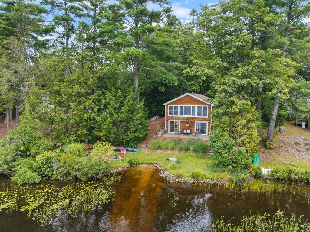 9 Restful Way Waterboro ME 04087