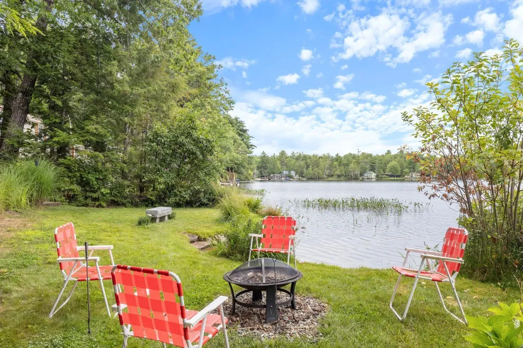 9 Restful Way Waterboro ME 04087