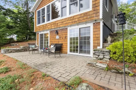 9 Restful Way Waterboro ME 04087