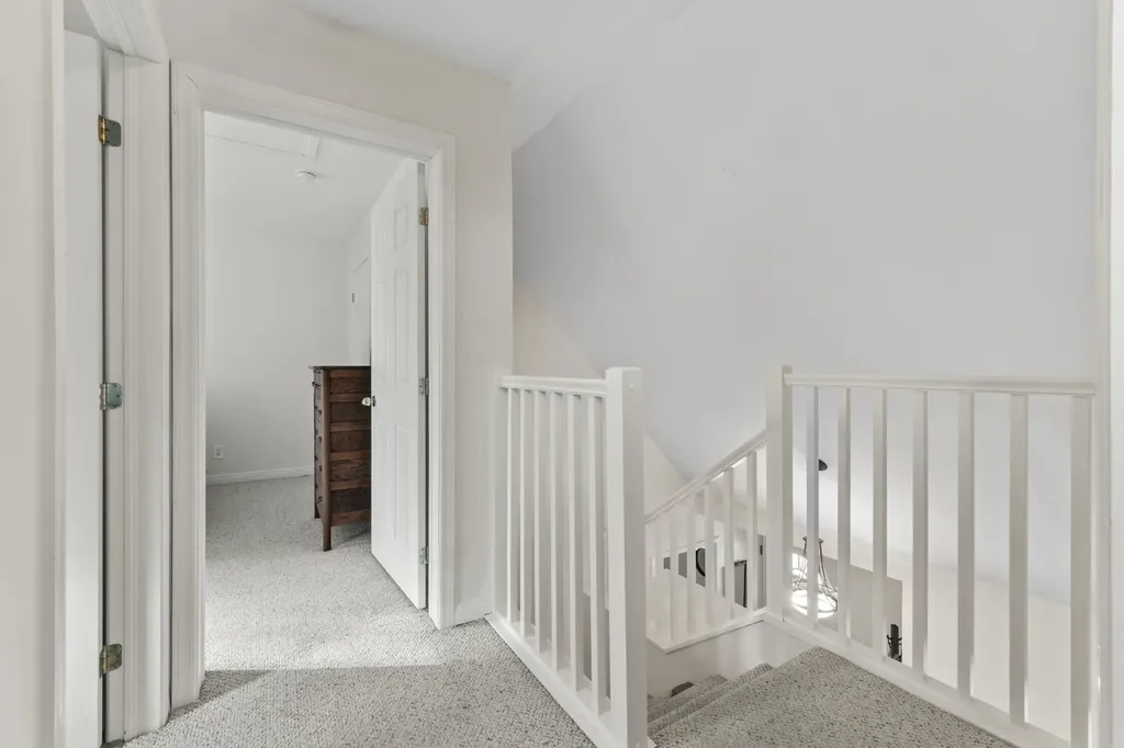 9 Nathan Way Topsham ME 04086