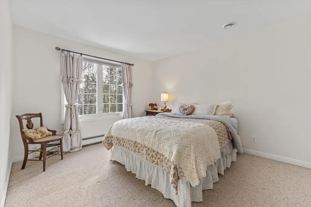 9 Nathan Way Topsham ME 04086