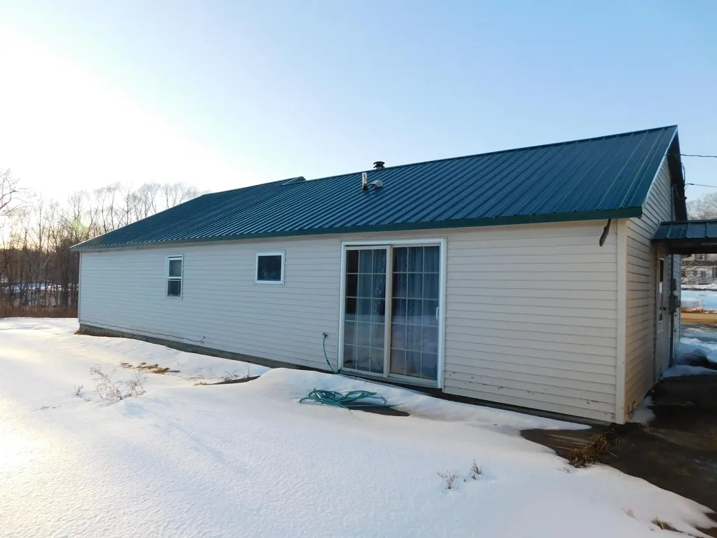 570 Stream Road Winterport ME 04438