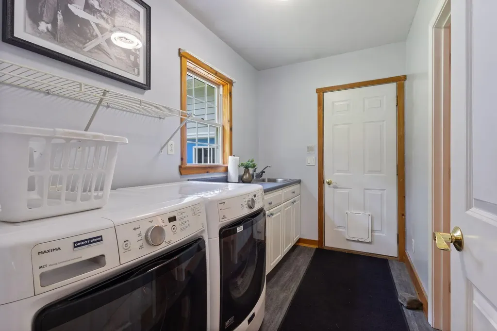 40 Rockwood Lane Hollis ME 04042