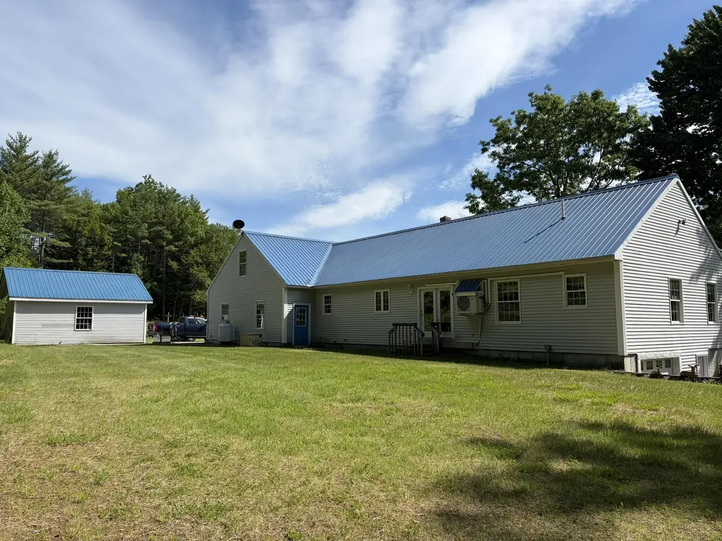 40 Rockwood Lane Hollis ME 04042