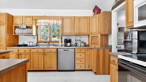 40 Rockwood Lane Hollis ME 04042